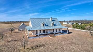 House (3 Bedrooms) | Front of property