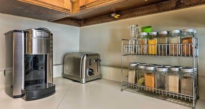 Salt Lake City Condo < 28 Mi to Ski Resort!