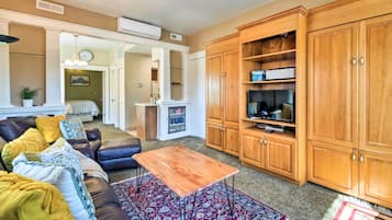 Apartment (1 Bedroom) | Interior