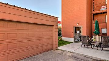 Apartment (1 Bedroom) | Interior