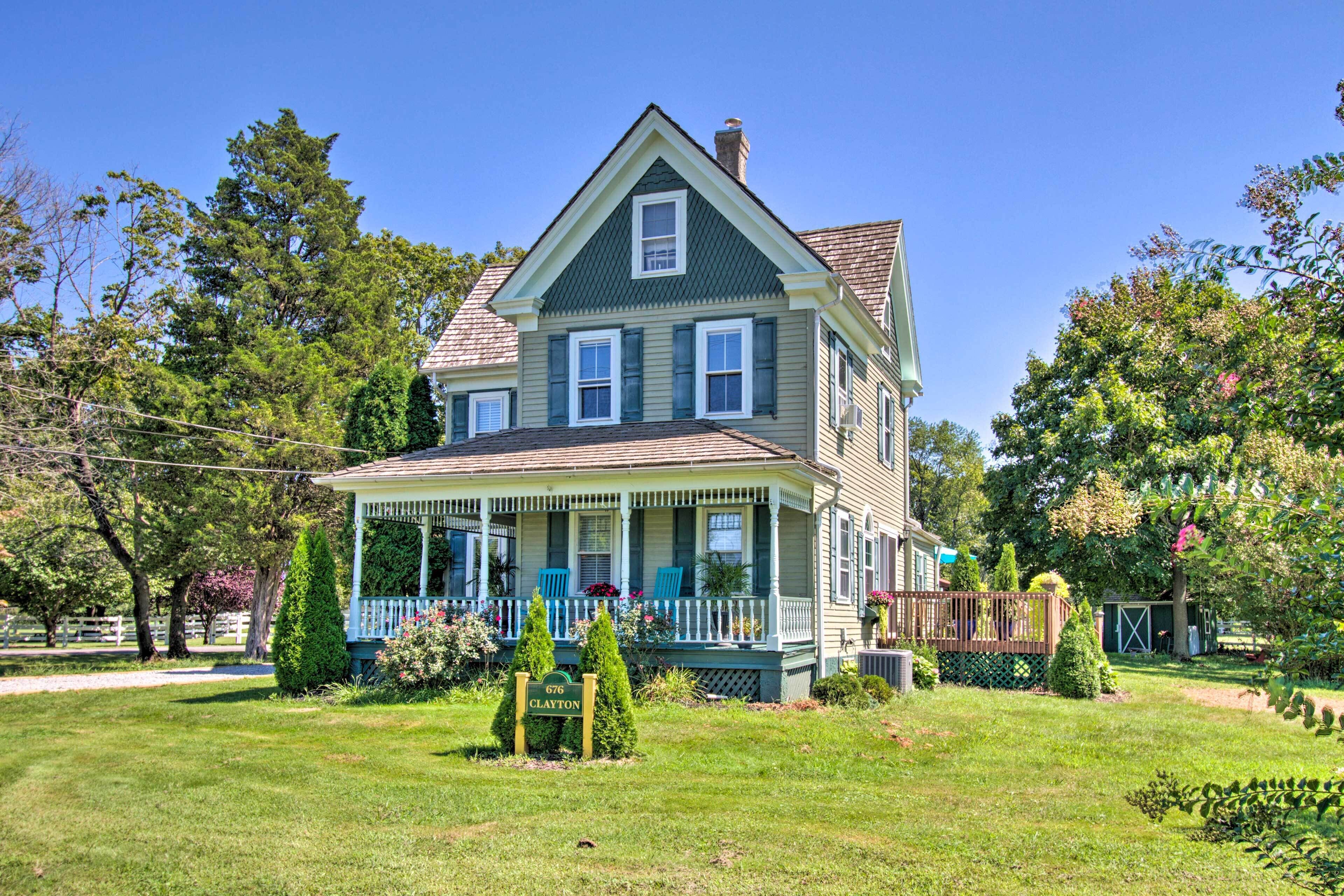 Pet-friendly Williamstown Farmhouse by Main Street