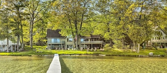 Waterfront Glenn Lake Condo: Gas Grill & Views