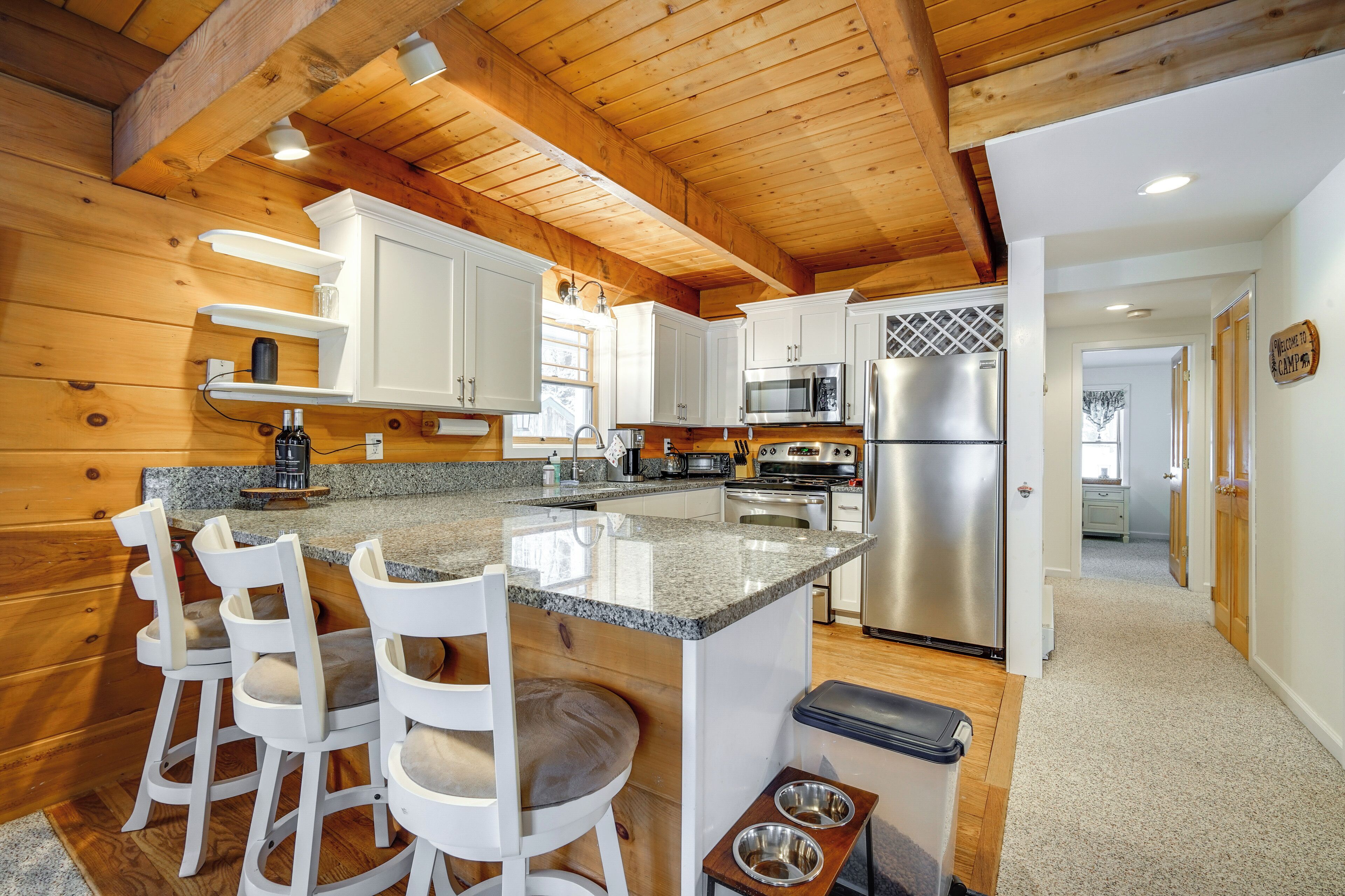 House (5 Bedrooms) | Interior