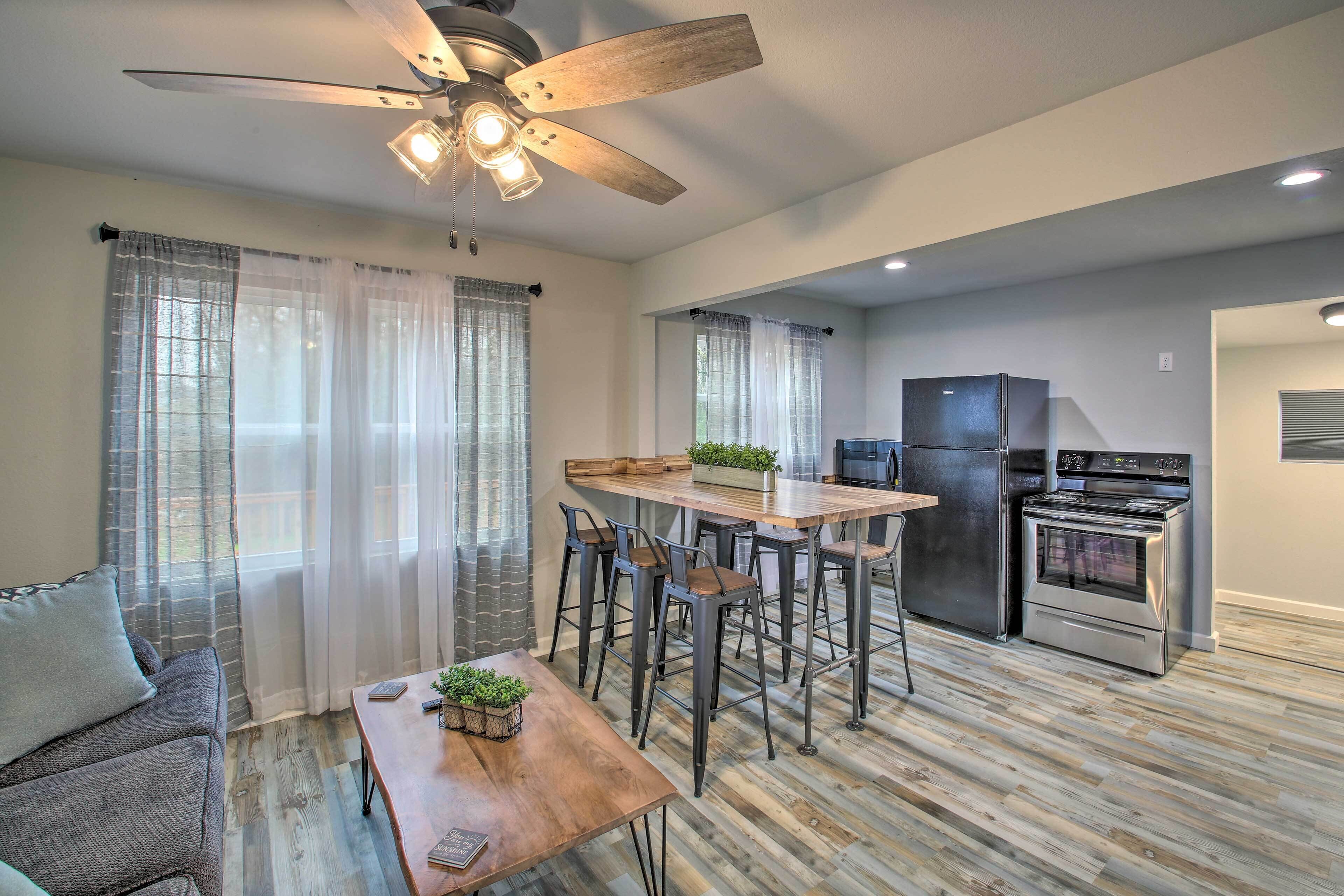 Royal Cabin w/ Fire Pit & Wraparound Deck!