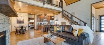 Serene Broken Bow Cabin w/ Hot Tub & Fire Pit!