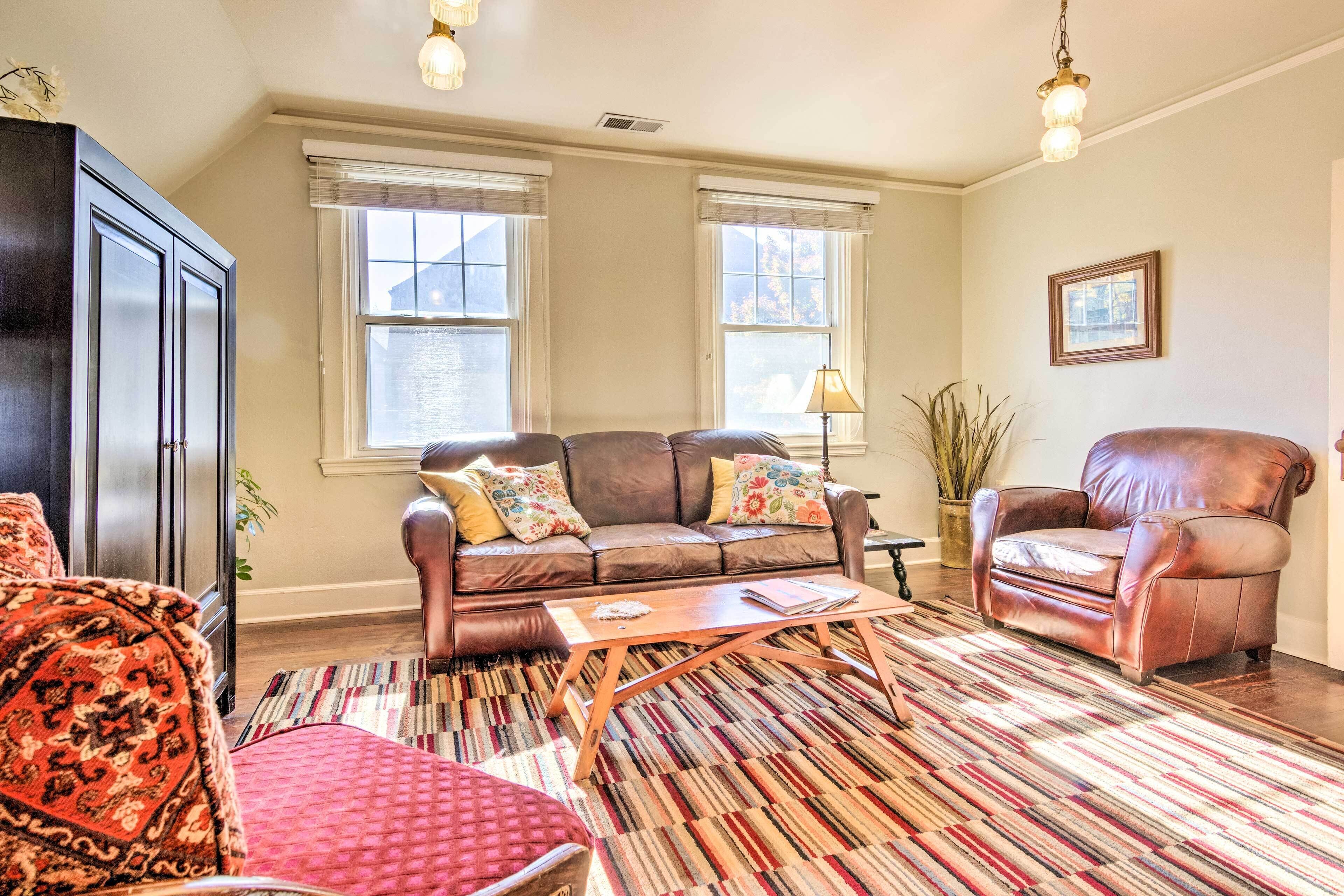 Lovely Asheville Apartment ~ 3 Mi to Dtwn!