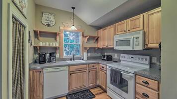 Cottage (1 Bedroom) | Interior