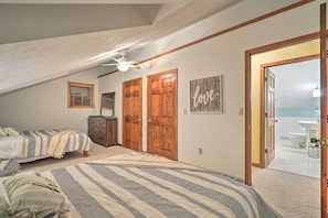 House (3 Bedrooms) | Interior