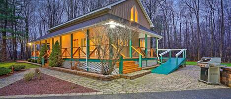 House (3 Bedrooms) | Front of property