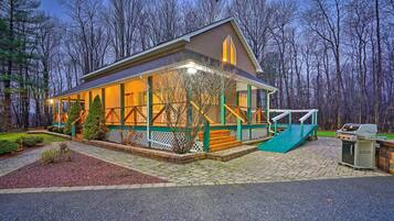 House (3 Bedrooms) | Front of property