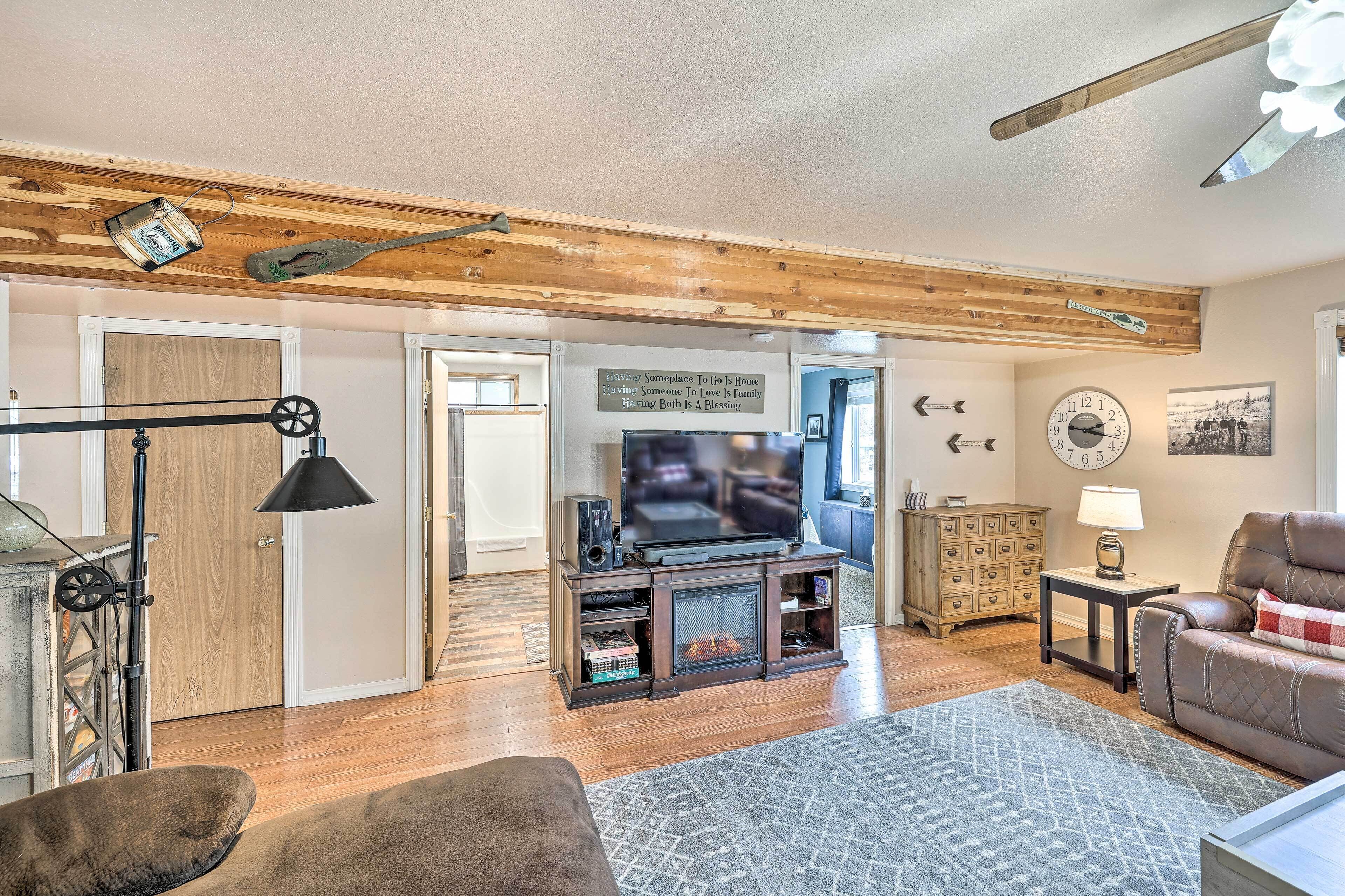 House (5 Bedrooms) | Interior