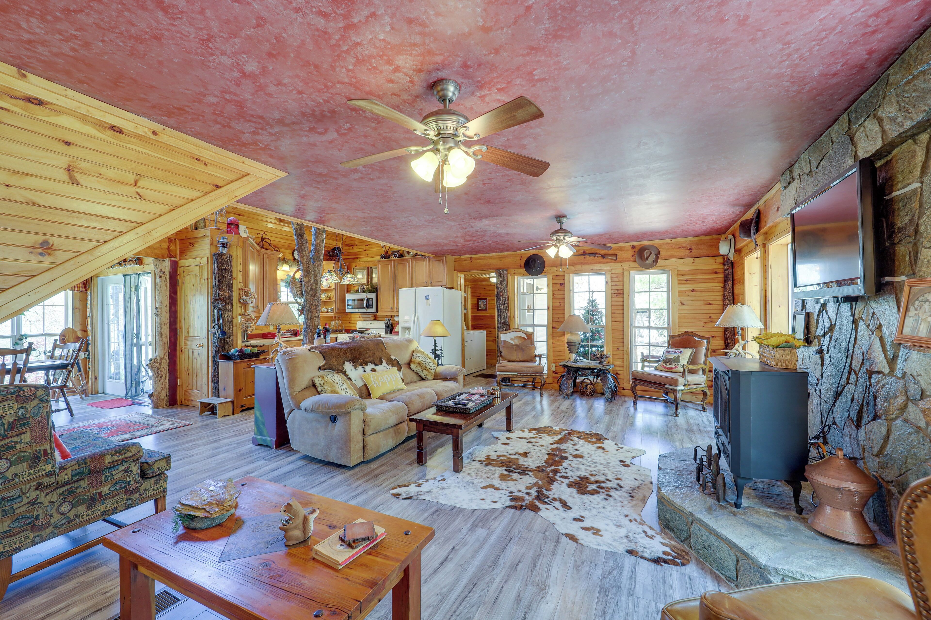 House (2 Bedrooms) | Interior