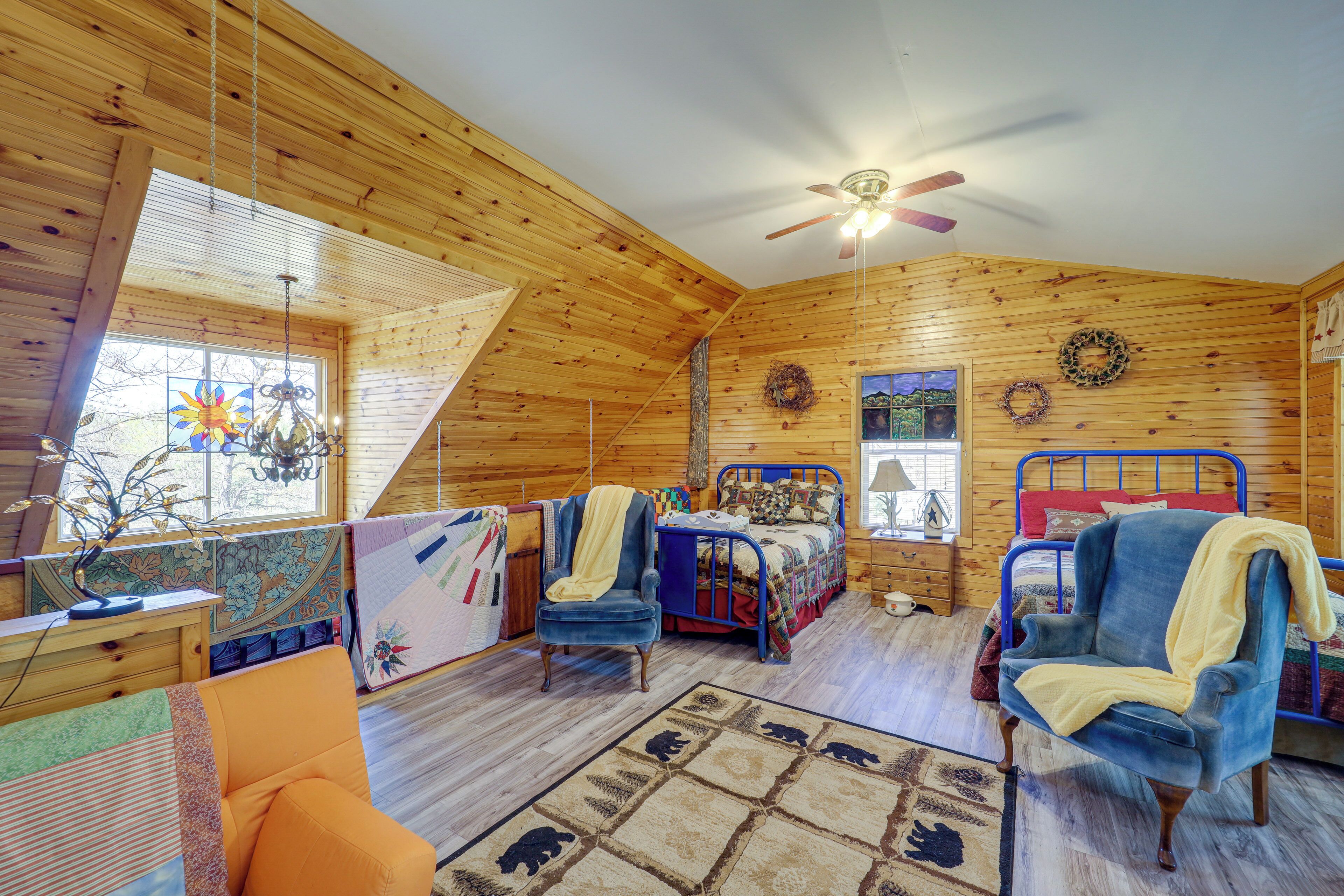 House (2 Bedrooms) | Interior