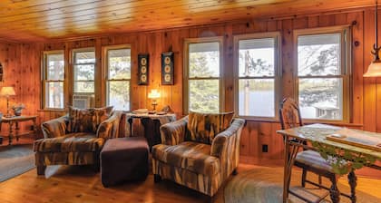 Cozy Lakefront Cabin w/ Indoor Gas Fireplace!