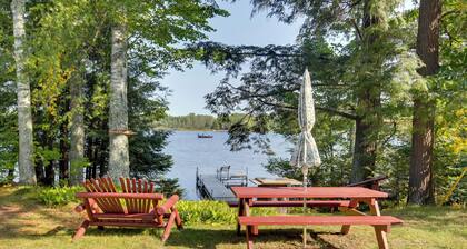 Cozy Lakefront Cabin w/ Indoor Gas Fireplace!