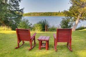 Interior - Cozy Lakefront Cabin w/ Indoor Gas Fireplace! (Mercer)