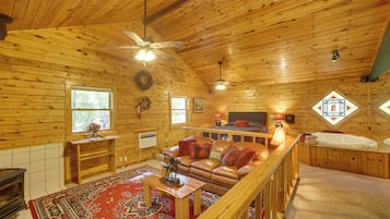 House (1 Bedroom) | Interior