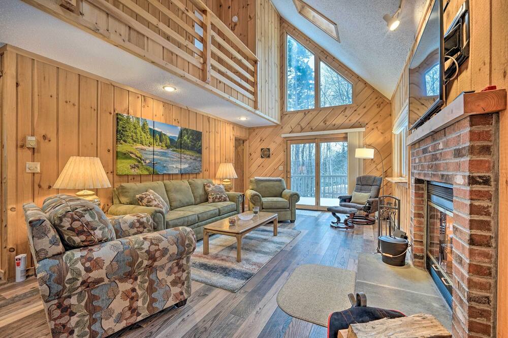 Relaxing Home Mins From Mt Snow, Hiking, & Lakes - West Dover, VT