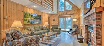 Relaxing Home Mins From Mt Snow, Hiking, & Lakes