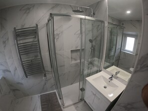 Dusche, HandtĂŒcher