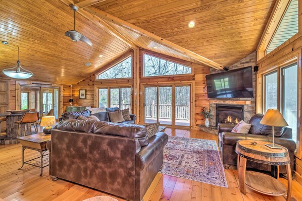 House (3 Bedrooms) | Interior