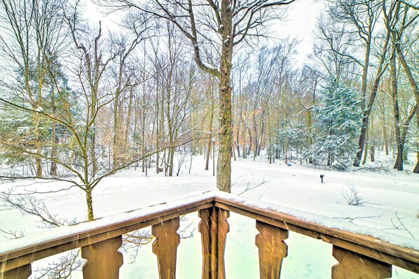 Interior - 1 Mi to Tunnel Park: Holland Home w/ Fire Pit (Holland)