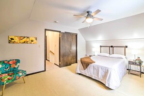 Interior - 1 Mi to Tunnel Park: Holland Home w/ Fire Pit (Holland)