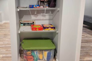 Interior - 1 Mi to Tunnel Park: Holland Home w/ Fire Pit (Holland)