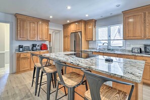 House (5 Bedrooms) | Interior - 1 Mi to Tunnel Park: Holland Home w/ Fire Pit (Holland)