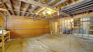 Rumah (5 Bedrooms) | Interior