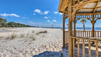 ํ์ฐ์ค (3 Bedrooms) | ๋ด๋ถ