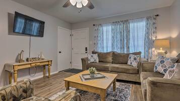 House (3 Bedrooms) | Front of property