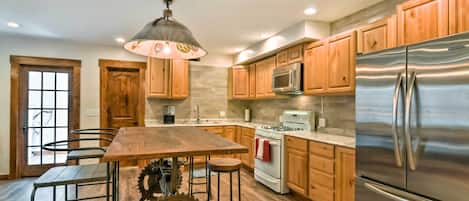 Apartment (2 Bedrooms) | Front of property