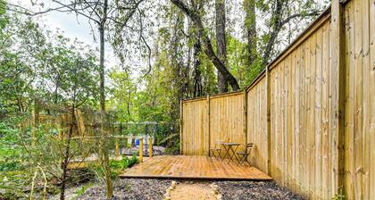 Renovated Carrboro House With Deck & Fire Pit!