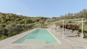 Piscina stagionale all'aperto