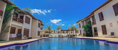 Una piscina cubierta