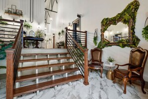 Interior - Sherlock + Watson @ The Vestry on Read (Columbia)