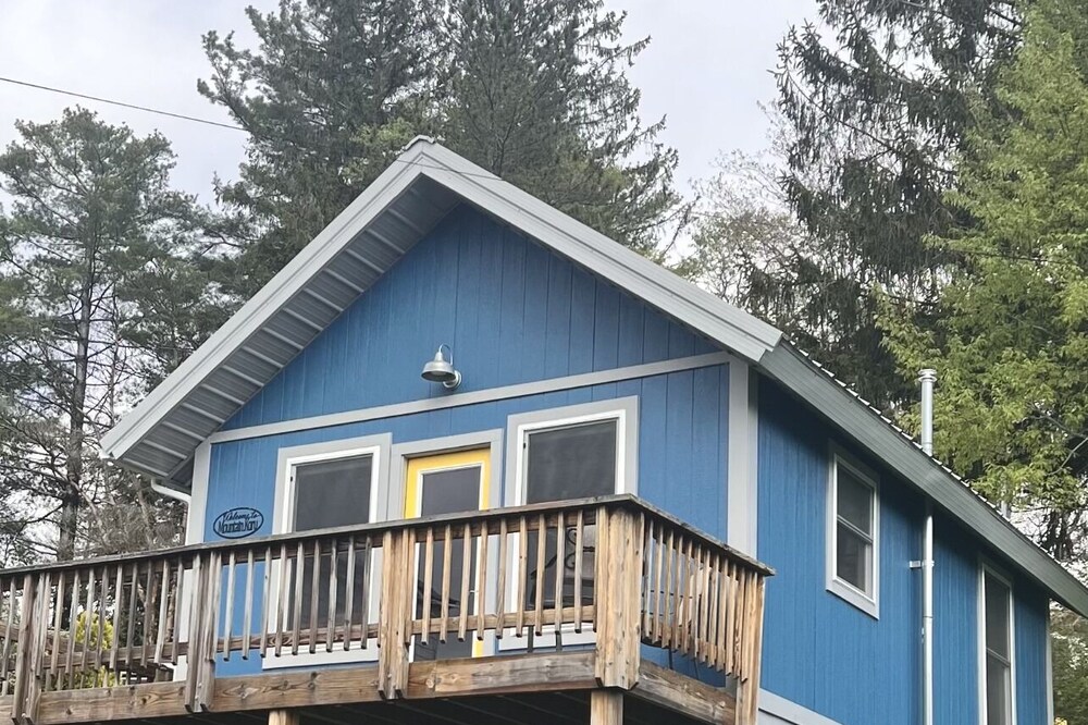 Mountain Koru - Tiny House in Thomas WV