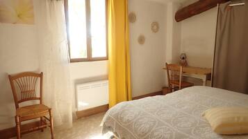 4 chambres, bureau, fer et planche Ă repasser, Wi-Fi gratuit