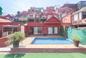 Pool - 4 Star Sunset Villa (Mumbai)