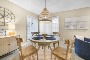 Condo, 1 King Bed with Sofa bed, Patio (1669) | Dining - Saint Andrews Common 1669 (Hilton Head Island)