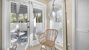 Condo, 1 King Bed with Sofa bed, Patio (1669) | Interior