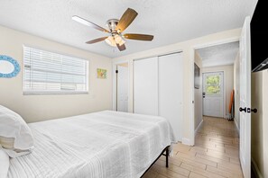 4 Schlafzimmer, Bügeleisen/Bügelbrett, WLAN, Bettwäsche