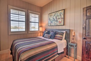 Villa (Multiple Bedrooms) | Interior - Lakefront Wallis Ranch w/ Private Beach & Patio! (Wallis)