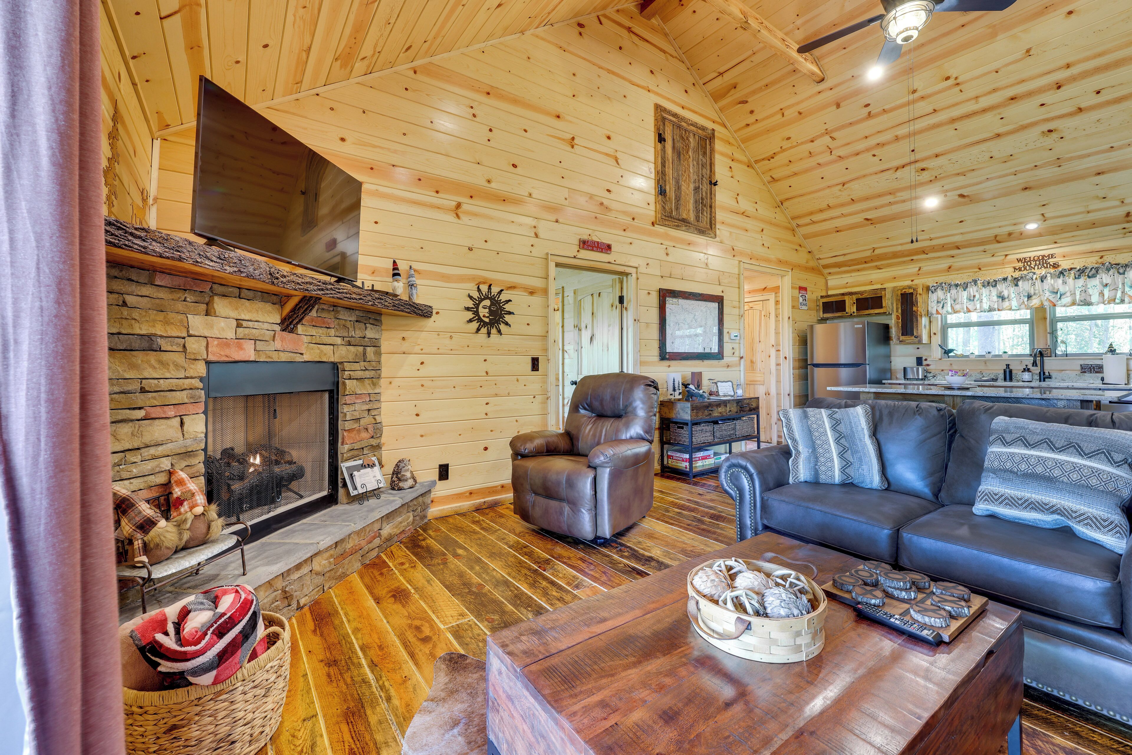 House (2 Bedrooms) | Interior