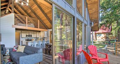 Alpine Retreat w/ Hot Tub & Mountain Views!