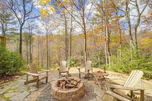 House (2 Bedrooms) | Interior - Cabin on 22 Acres w/ Patio - 3 Mi to Blowing Rock! (Lenoir)