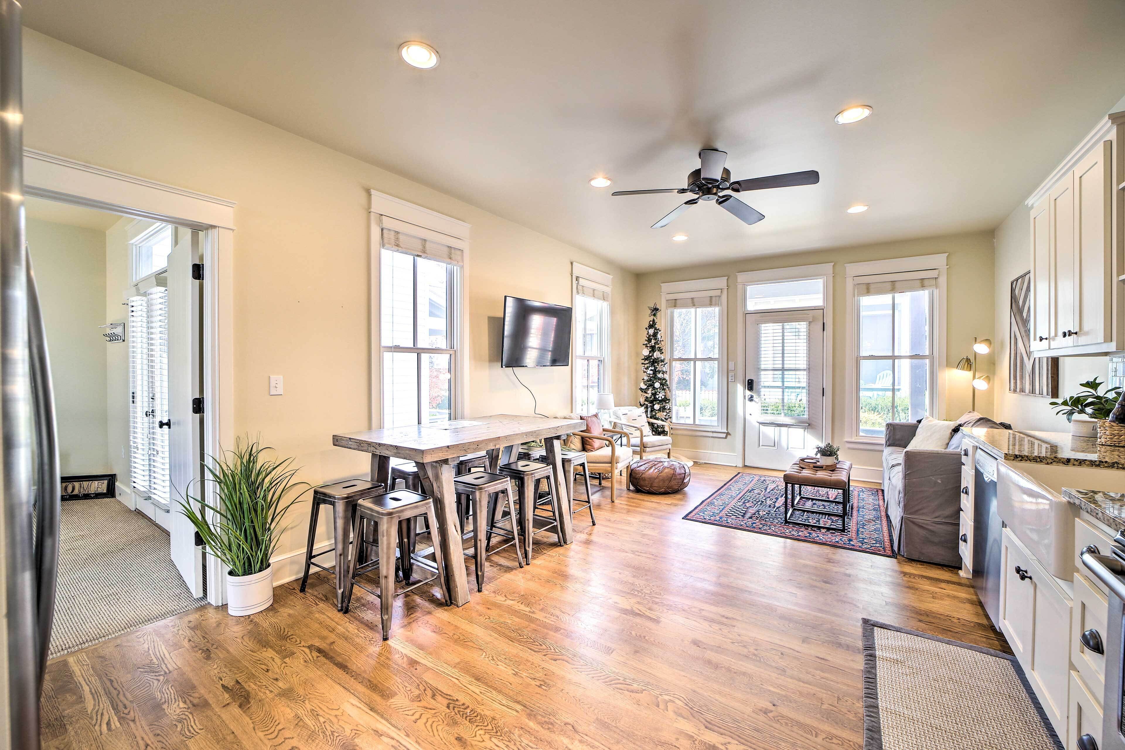 House (3 Bedrooms) | Interior