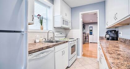 Charming Home With Yard Near Shenandoah River!