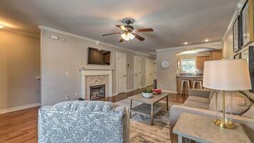 Apartment (2 Bedrooms) | Bahagian dalam